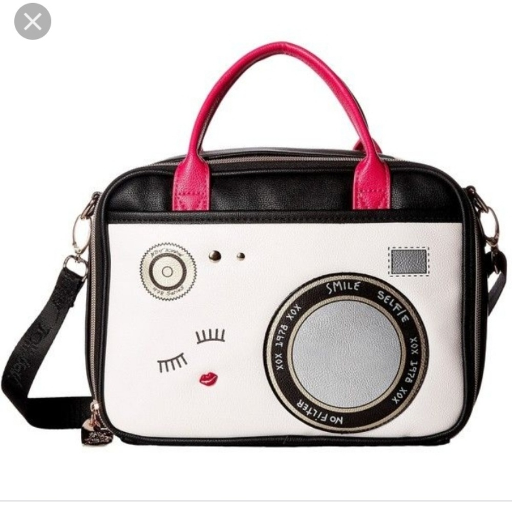 Betsey  Johnson camera lunch box